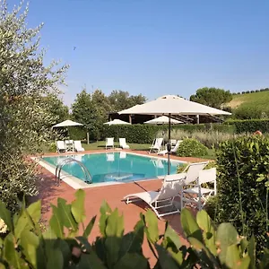 https://borgo-piccaratico.it-tuscanyhotel.com