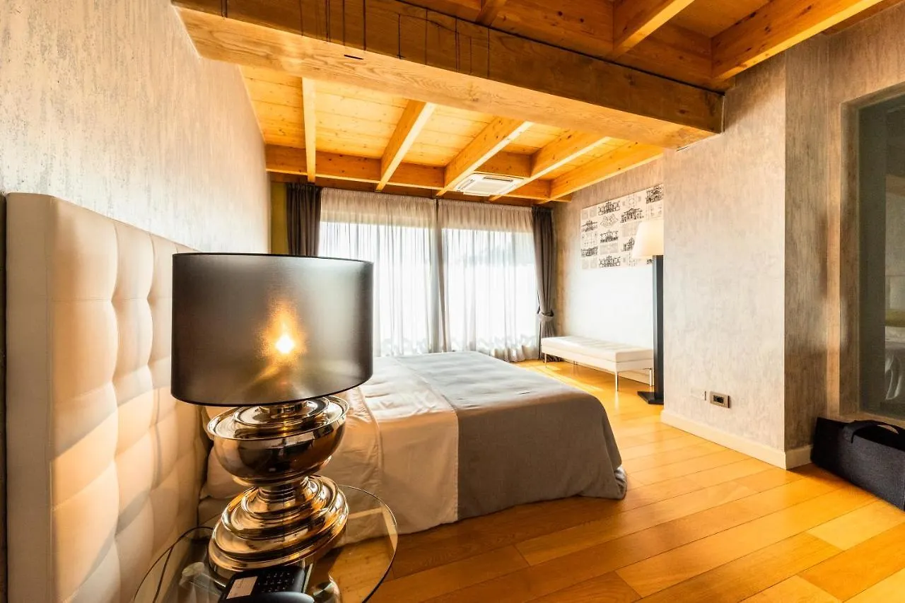 Florian Maison Resort San Paolo d'Argon 0*,  Italia